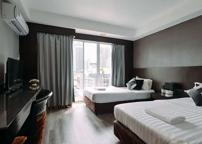 Tori Crown Hotel 4*
